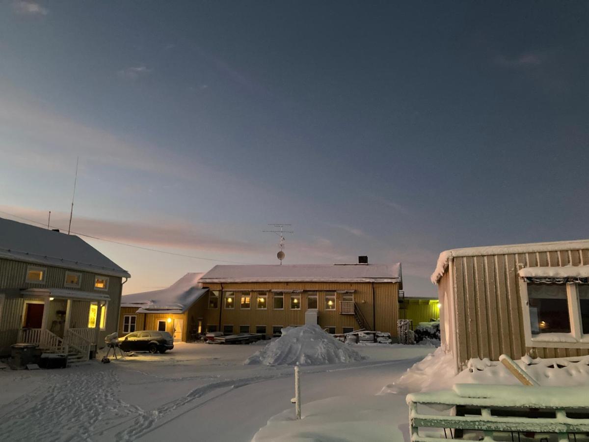 Kuttainen Lodge Karesuando Exteriör bild