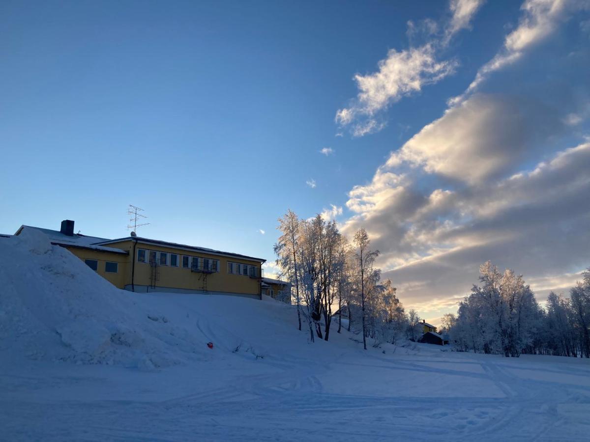 Kuttainen Lodge Karesuando Exteriör bild
