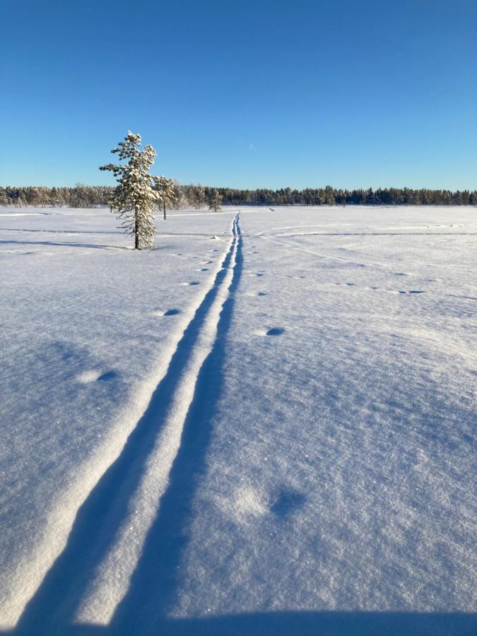 Kuttainen Lodge Karesuando Exteriör bild