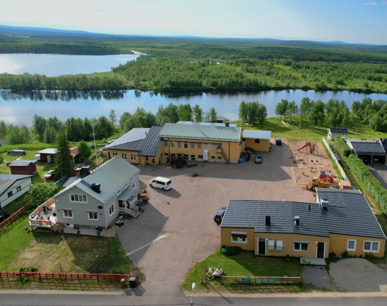Kuttainen Lodge Karesuando Exteriör bild
