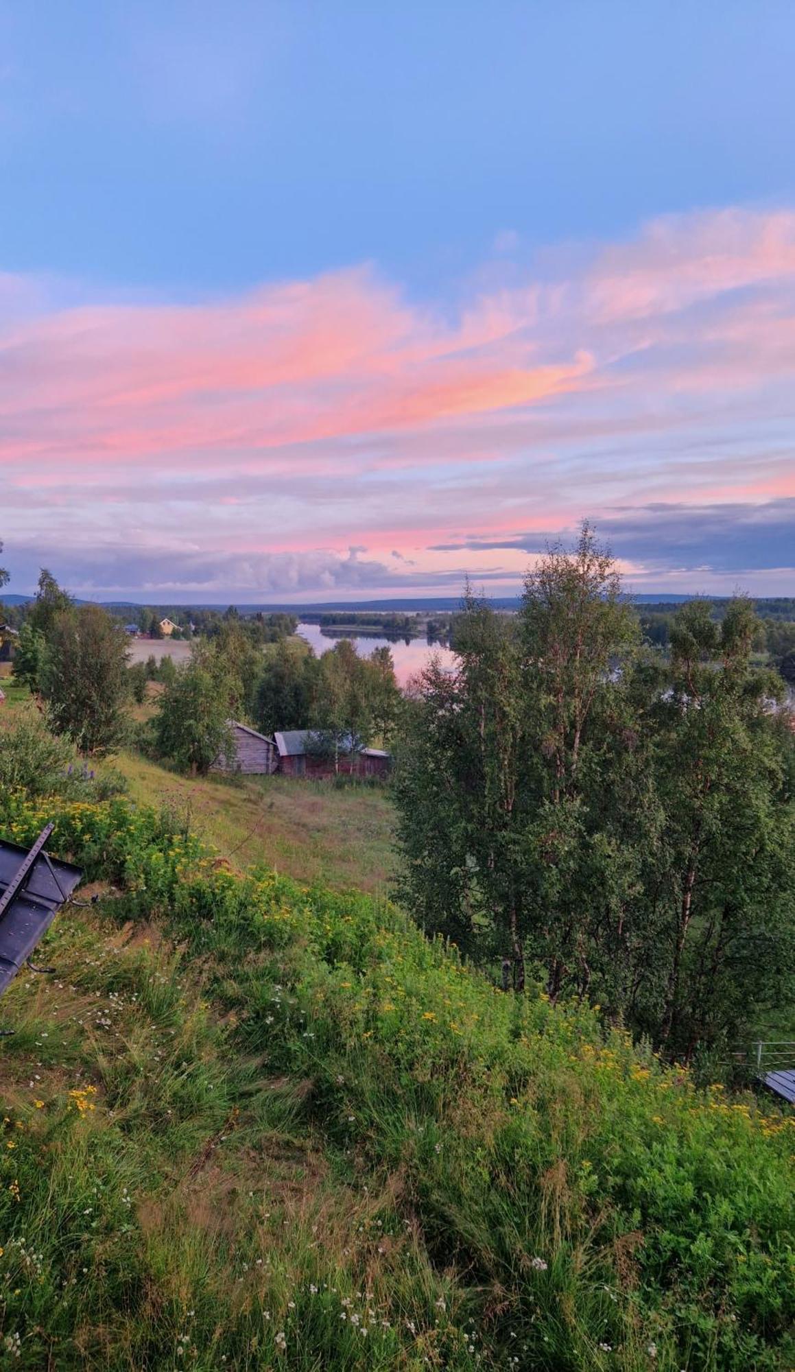 Kuttainen Lodge Karesuando Exteriör bild